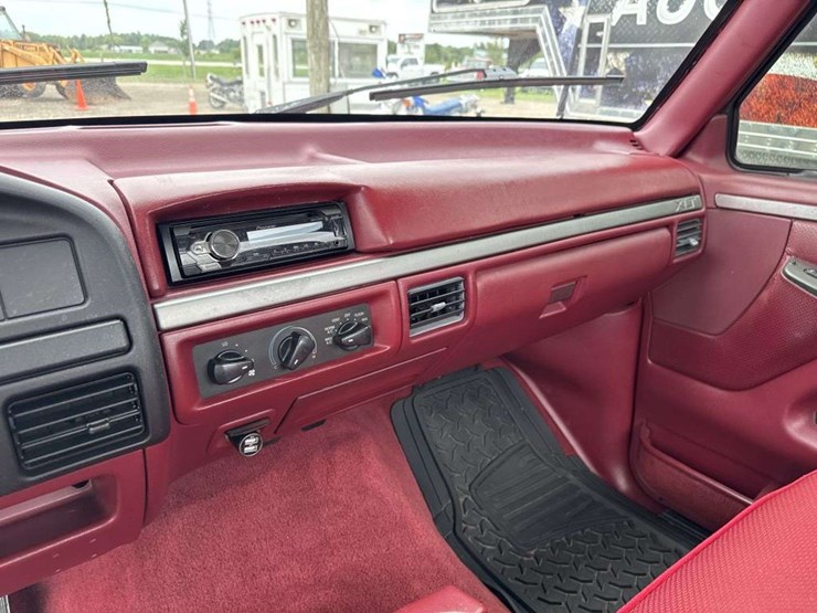1995-ford-f150-image-14