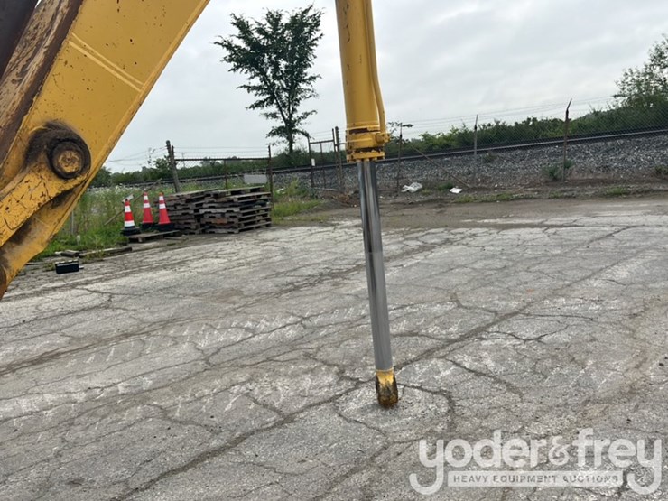 2018-komatsu-pc490-lc-11-image-30