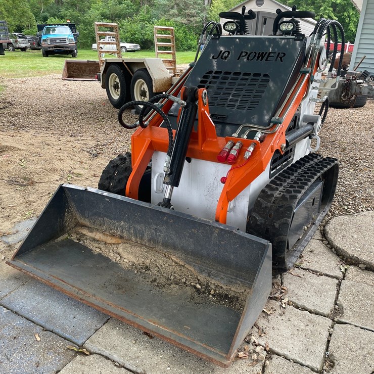 #225 • 2024 JQ Power Mini Track Skid Steer with Bucket (Sun Prairie, WI)