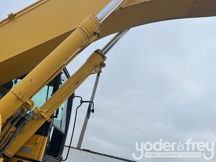 2018-komatsu-pc490-lc-11-image-26