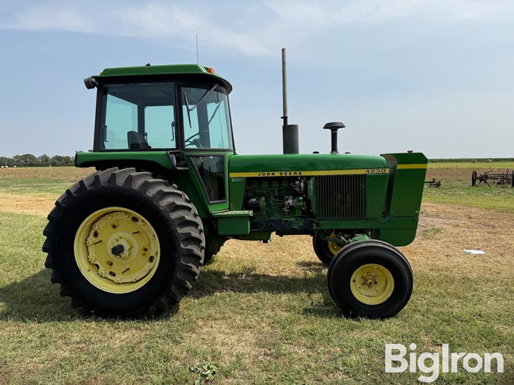 1977-john-deere-4230-image-4