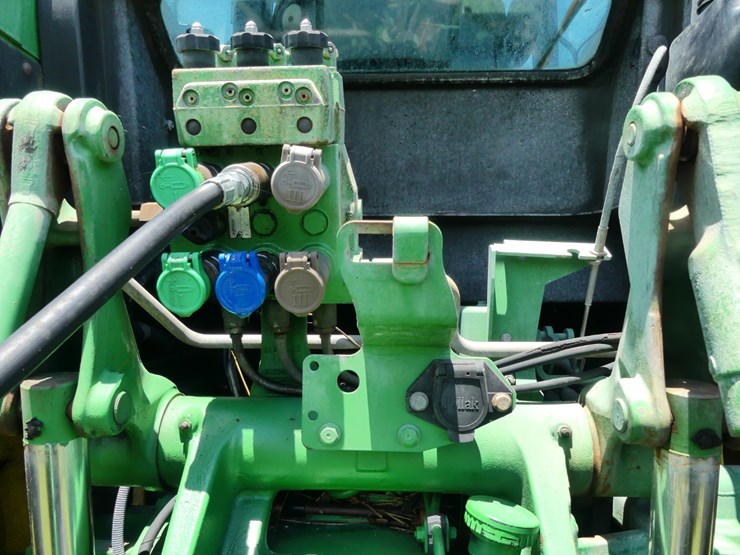 john-deere-6115d-image-7