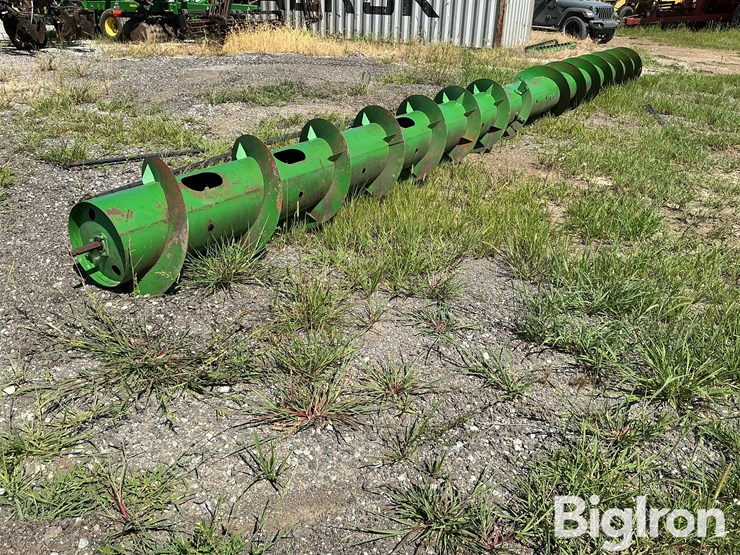john-deere-635f-image-3