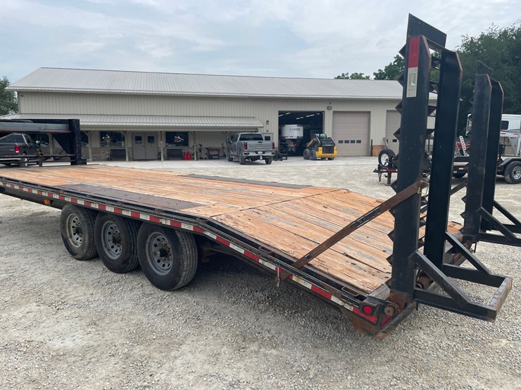 #403-•-2015-quality-8.5-x-25'-flatbed-gooseneck-(has-in-title)-(helenville,-wi)-image-6