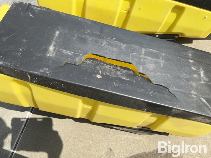 john-deere-3-bushel-poly-seed-boxes-image-17