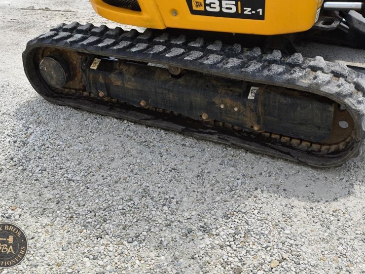 2024-jcb-35z-1-image-32