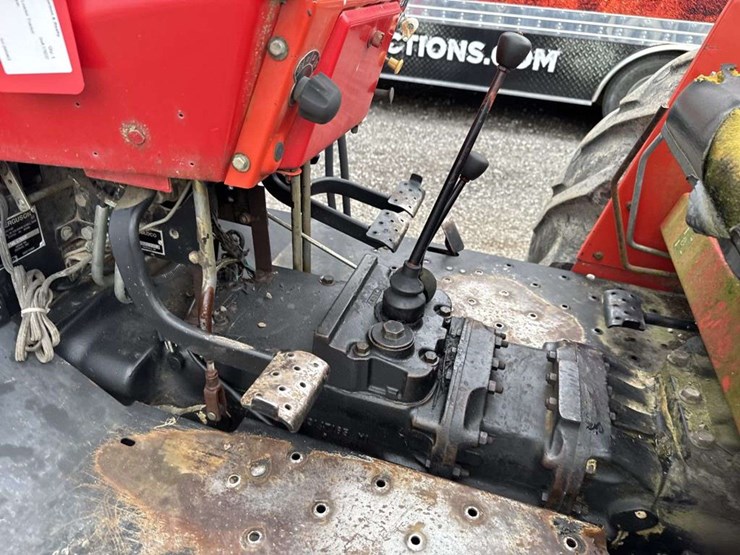 massey-ferguson-271xe-image-16