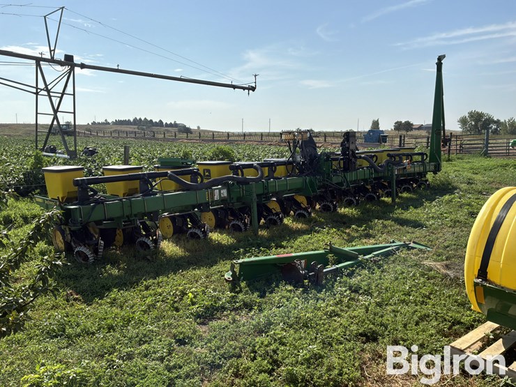 1990-john-deere-7300-image-3