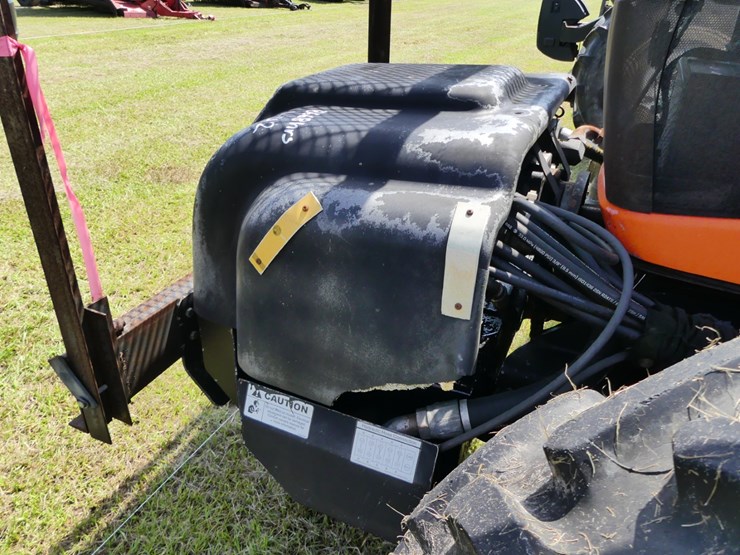 kubota-m108s-image-13