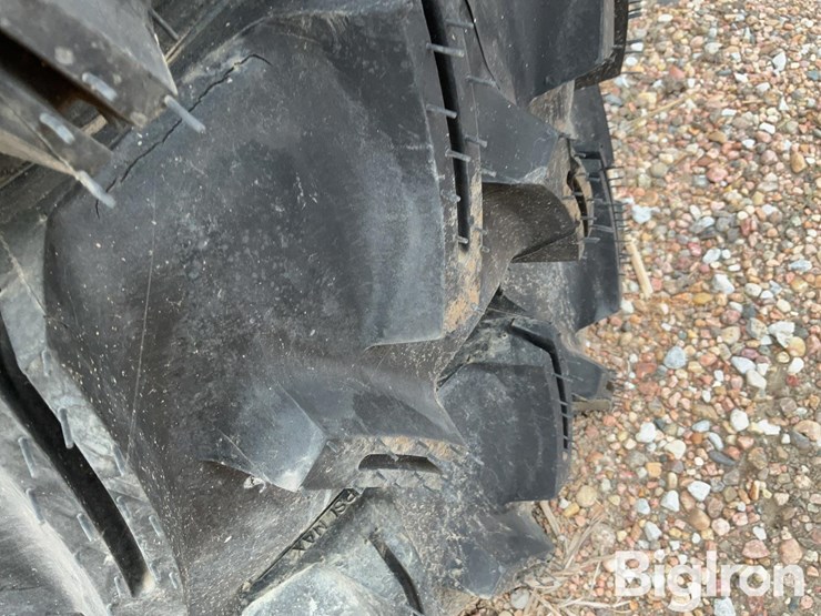 recapped-11r24.5-pivot-tires-&-rims-image-13