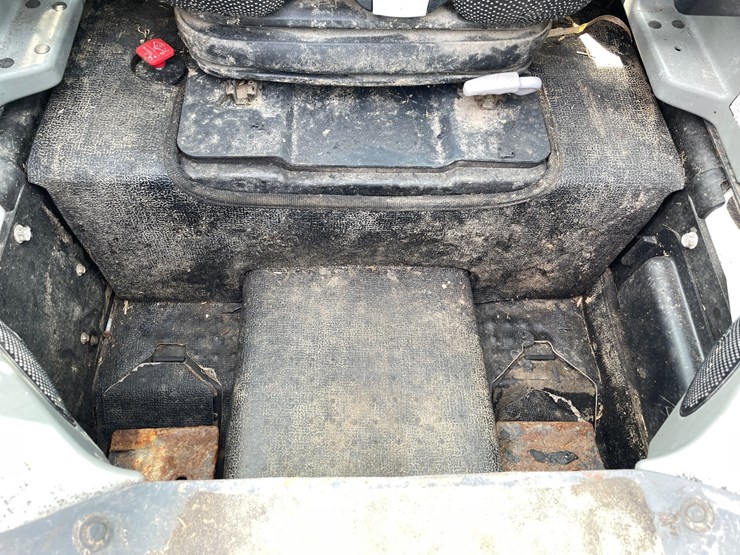 bobcat-s740-image-27