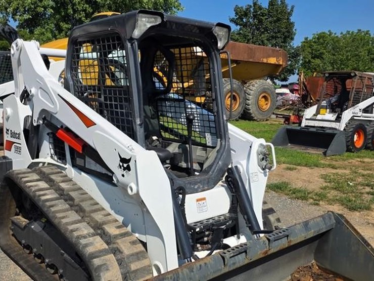 2019-bobcat-t595-image-7