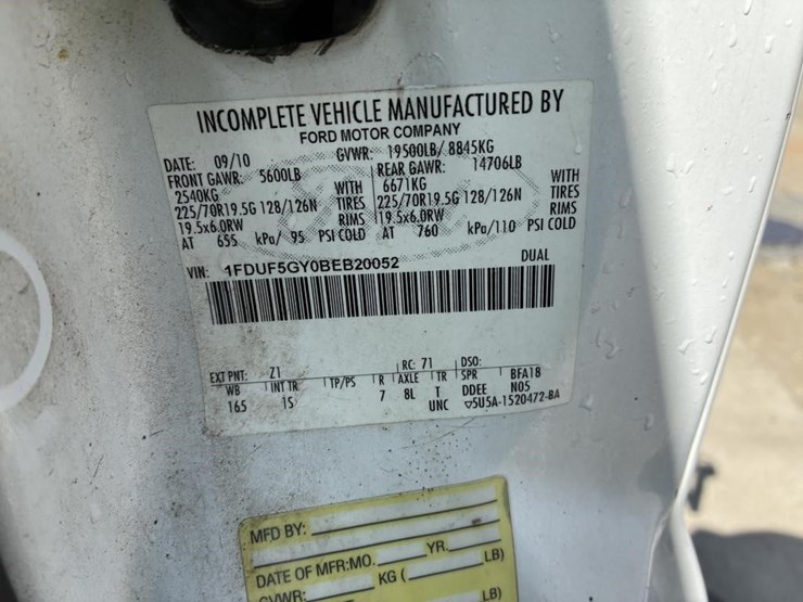 2011-ford-f550-image-22