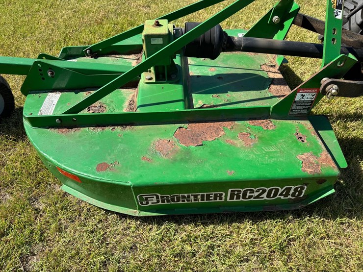 2014-john-deere-1023e-image-55