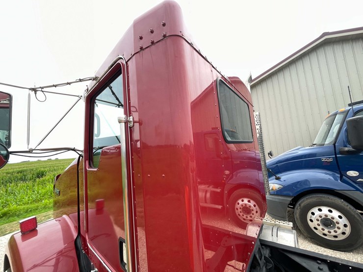 2006-kenworth-t800-image-17