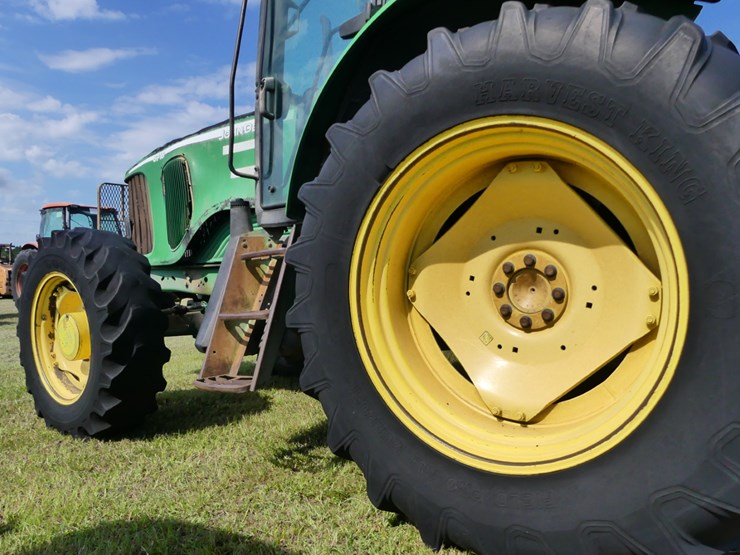 john-deere-6715-image-8