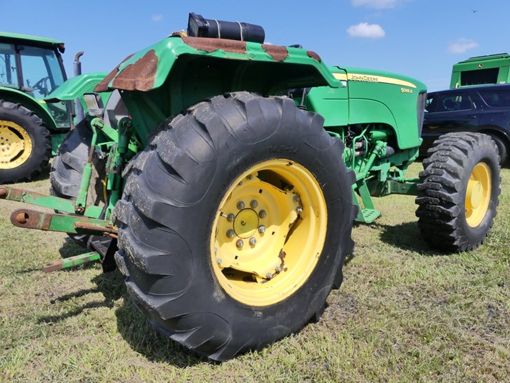 2011-john-deere-5065e-image-4