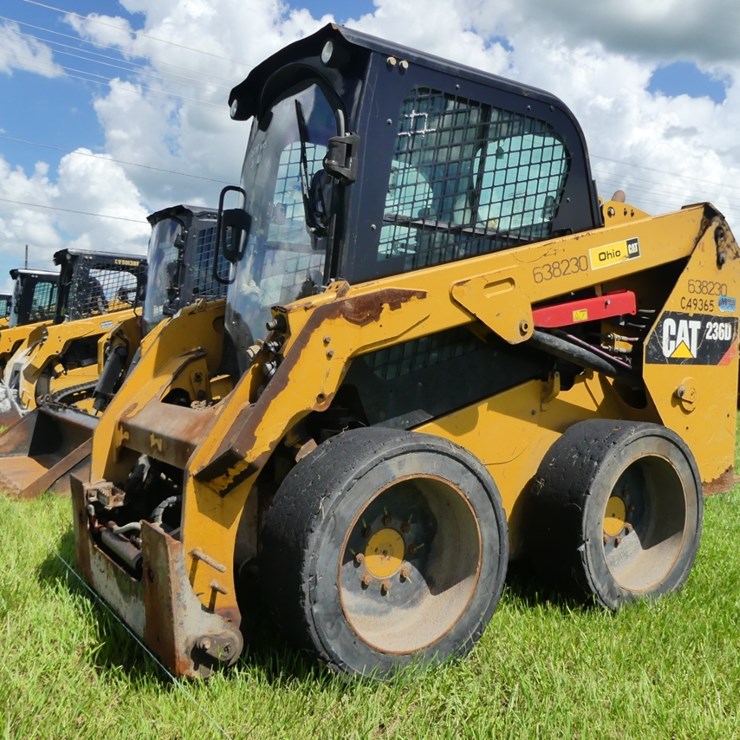 CATERPILLAR 236D