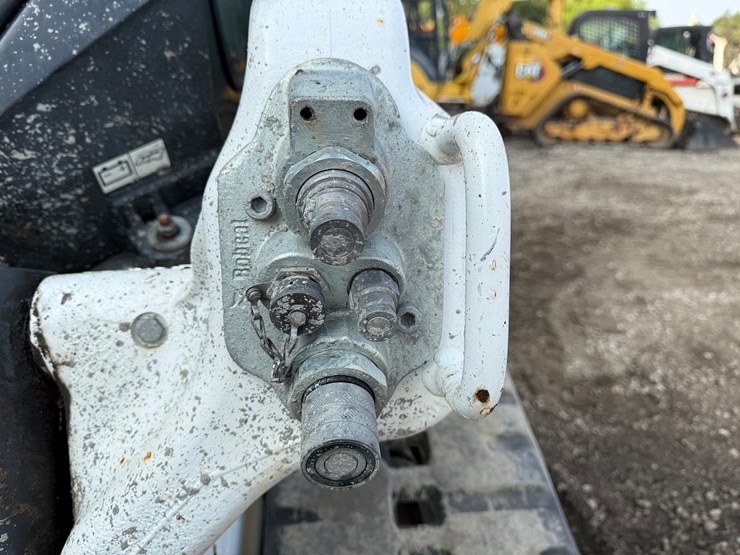 2024-bobcat-t66-image-11