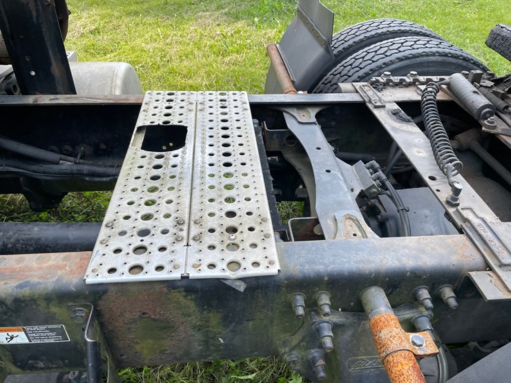 2007-caterpillar-c15-image-15