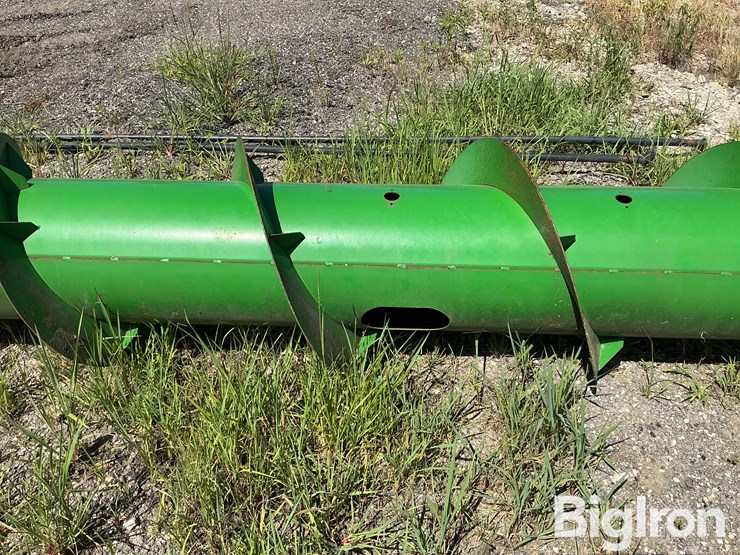 john-deere-635f-image-11