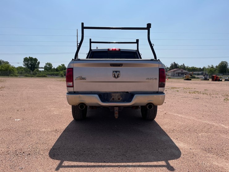 2013-dodge-1500-image-5