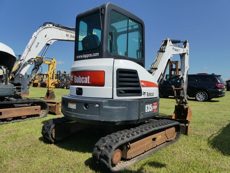 2015-bobcat-e35i-image-3