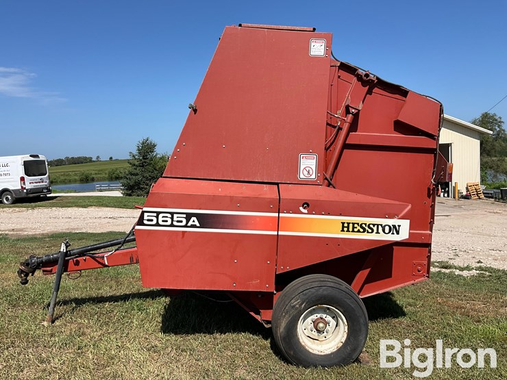 hesston-565a-image-8
