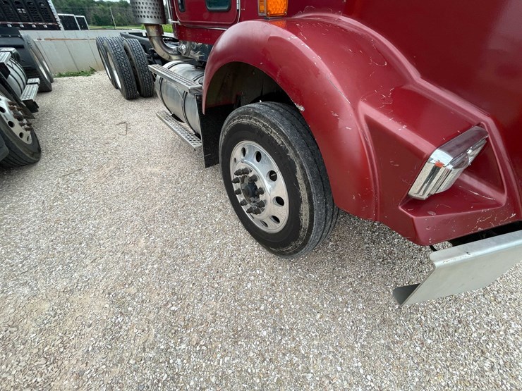 2006-kenworth-t800-image-61