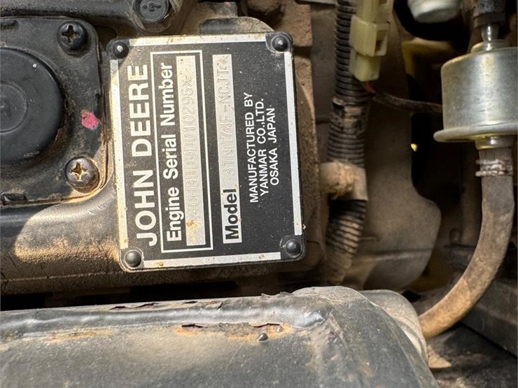 2014-john-deere-1023e-image-65