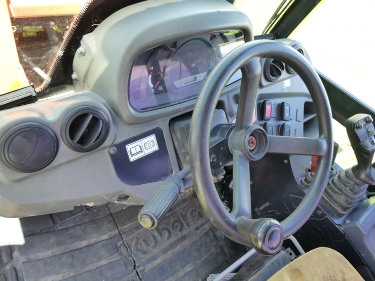kubota-r530-image-16