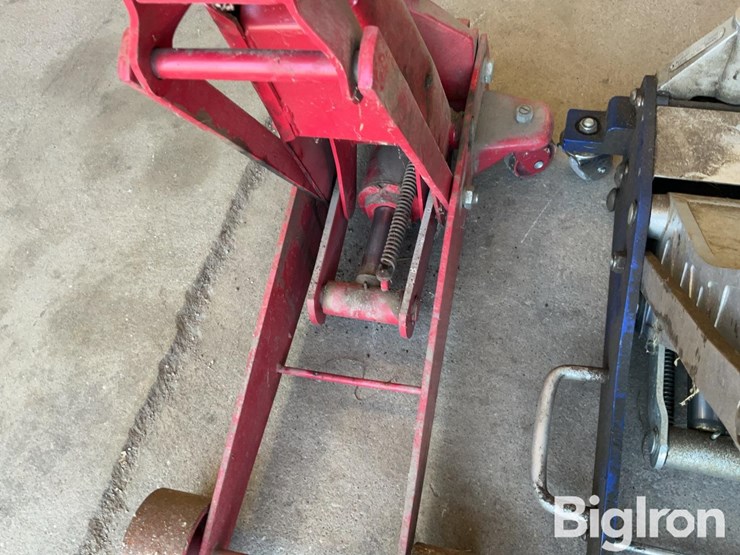 assorted-floor-jacks-image-15