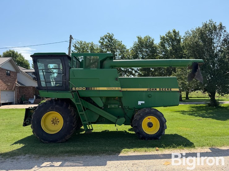 1985-john-deere-6620-titan-ii-image-8