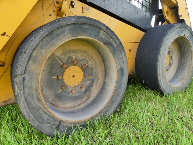 caterpillar-236d-image-6