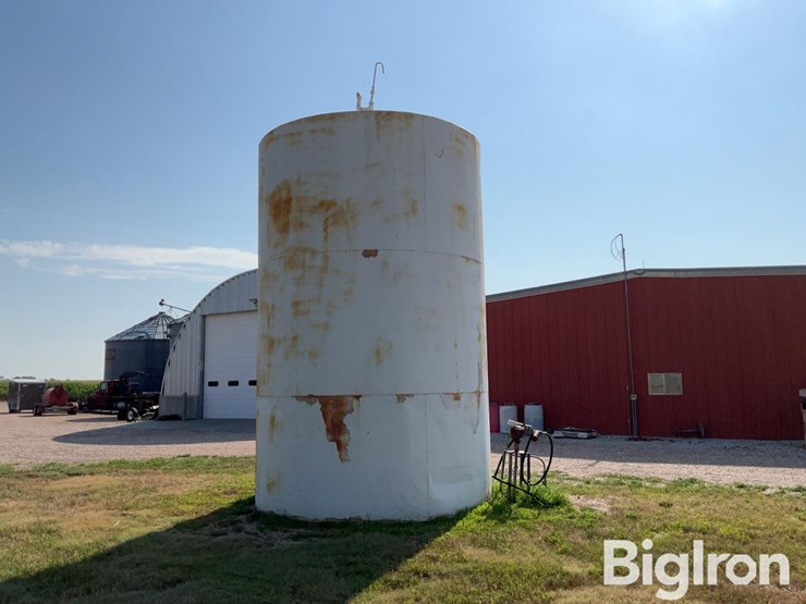 butler-12,000-gal-fuel-tank-image-4