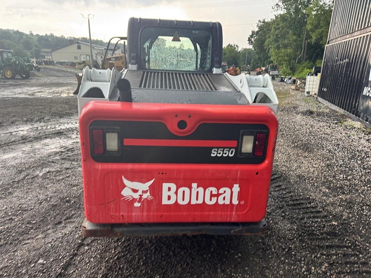 2017-bobcat-s550-image-5