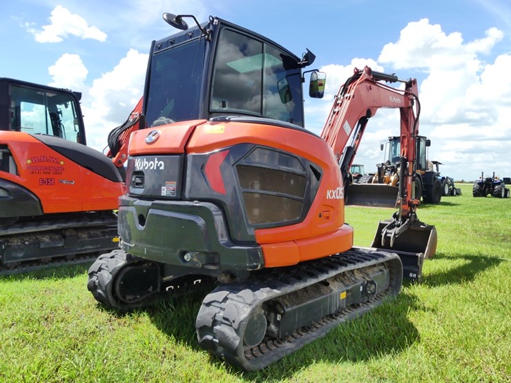 kubota-kx057-5-image-3