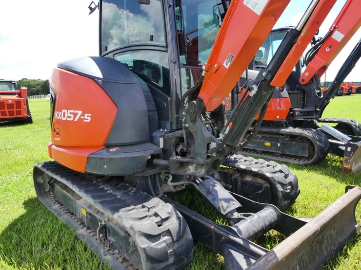 kubota-kx057-5-image-12