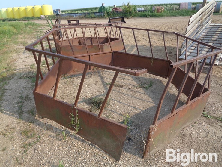 round-bale-feeder-image-5