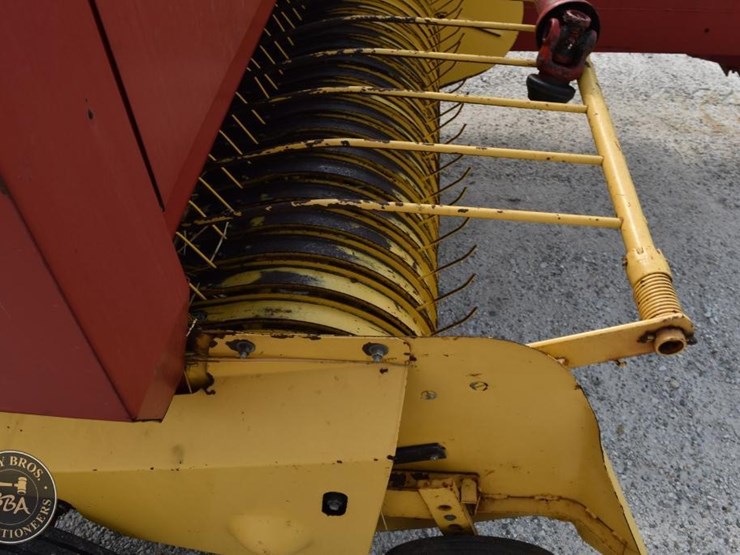 new-holland-311-image-31