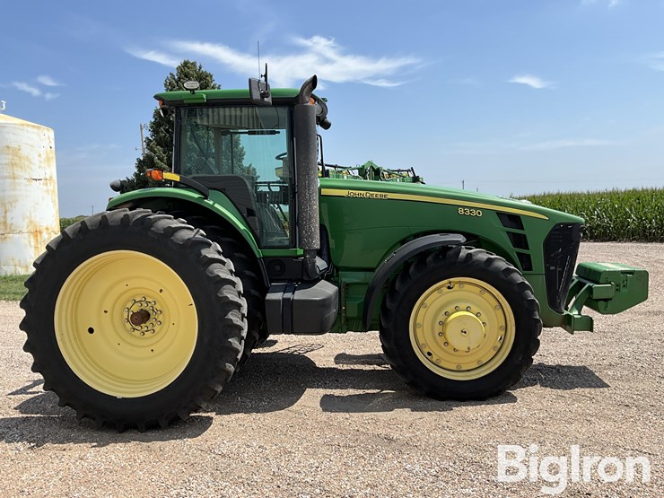 2006-john-deere-8330-image-4