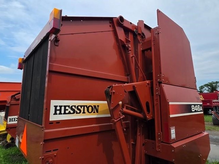 hesston-846a-image-10