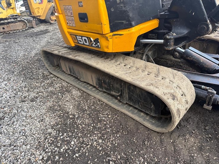2022-jcb-50z-1-image-11