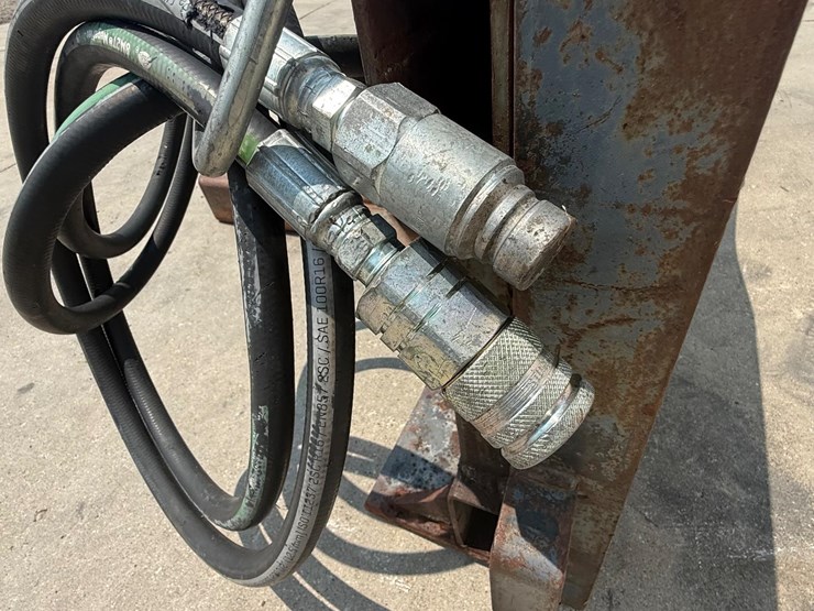 amh-tj12un-trk-tree/post-puller-image-9