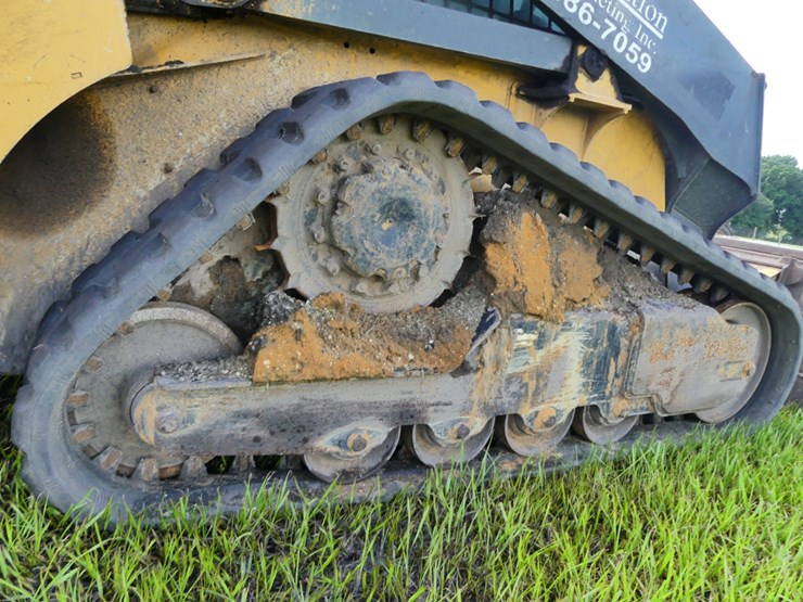 deere-317g-image-6