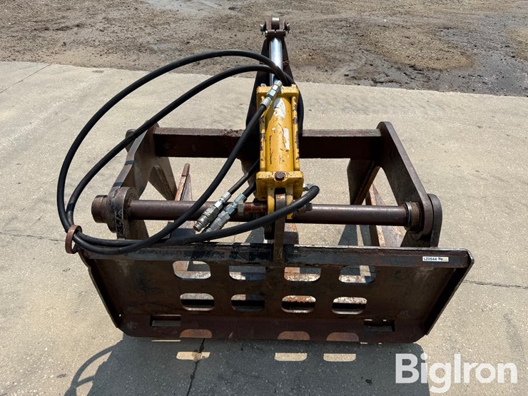 shop-built-skid-steer-grapple-image-6