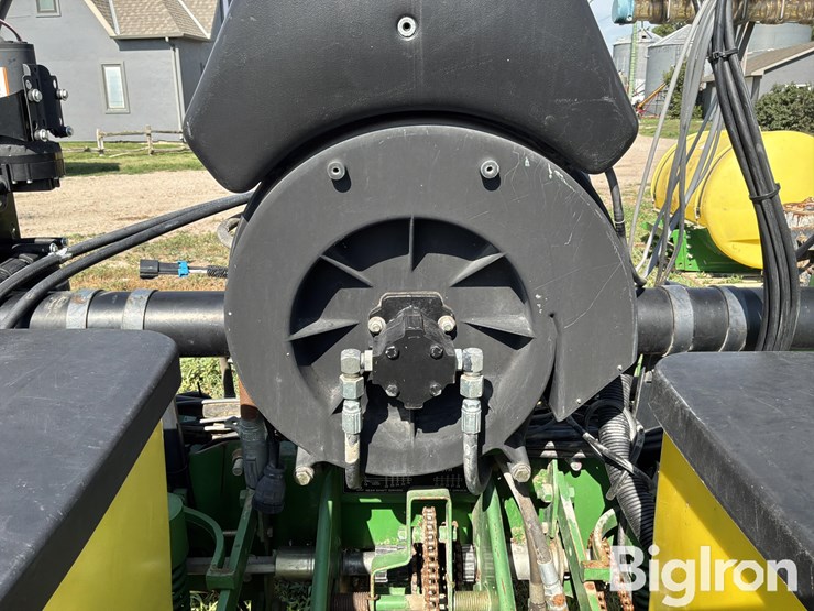 1990-john-deere-7300-image-12