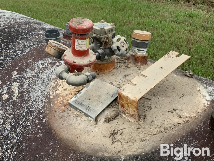500-gal-propane-tank-image-11