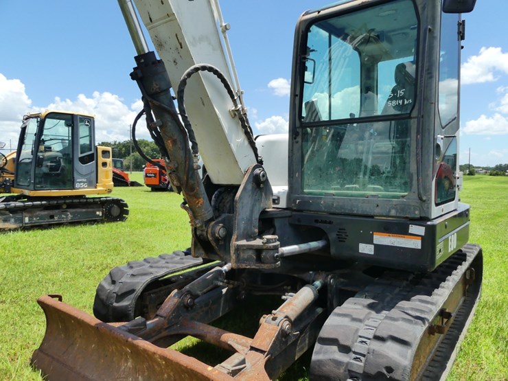 2011-bobcat-e80-image-9