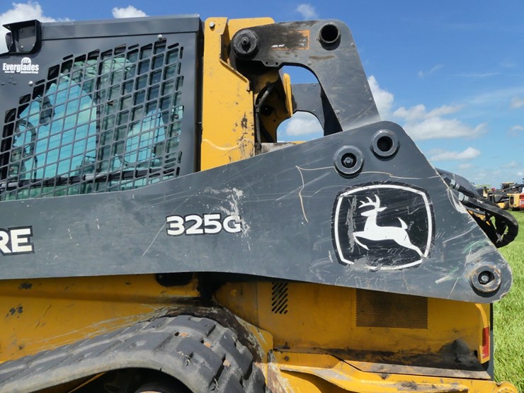 2023-deere-325g-image-8